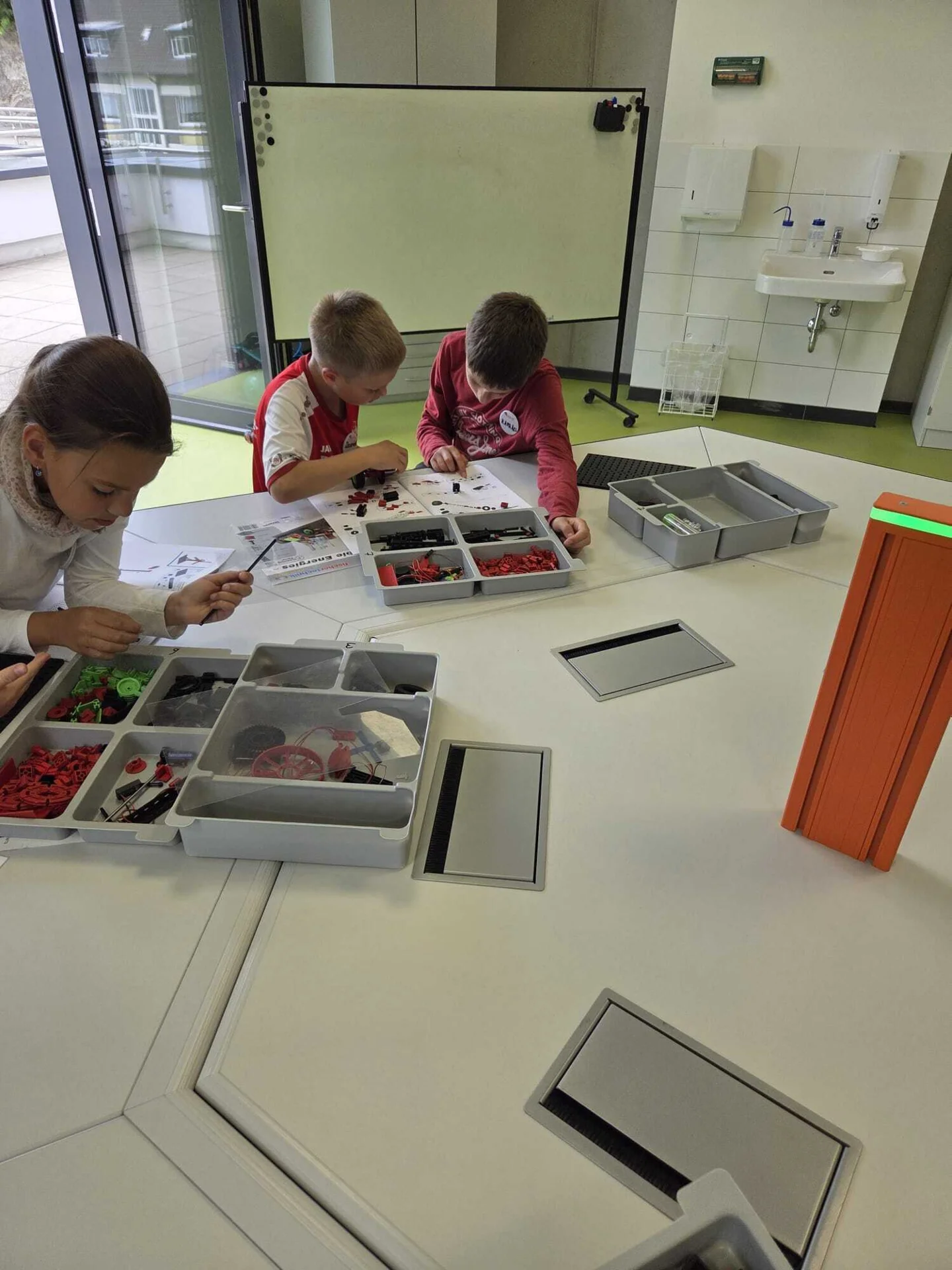 22dc4962-75a7-4f45-8413-a62a9882e480