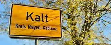 ortseingangsschild-kalt