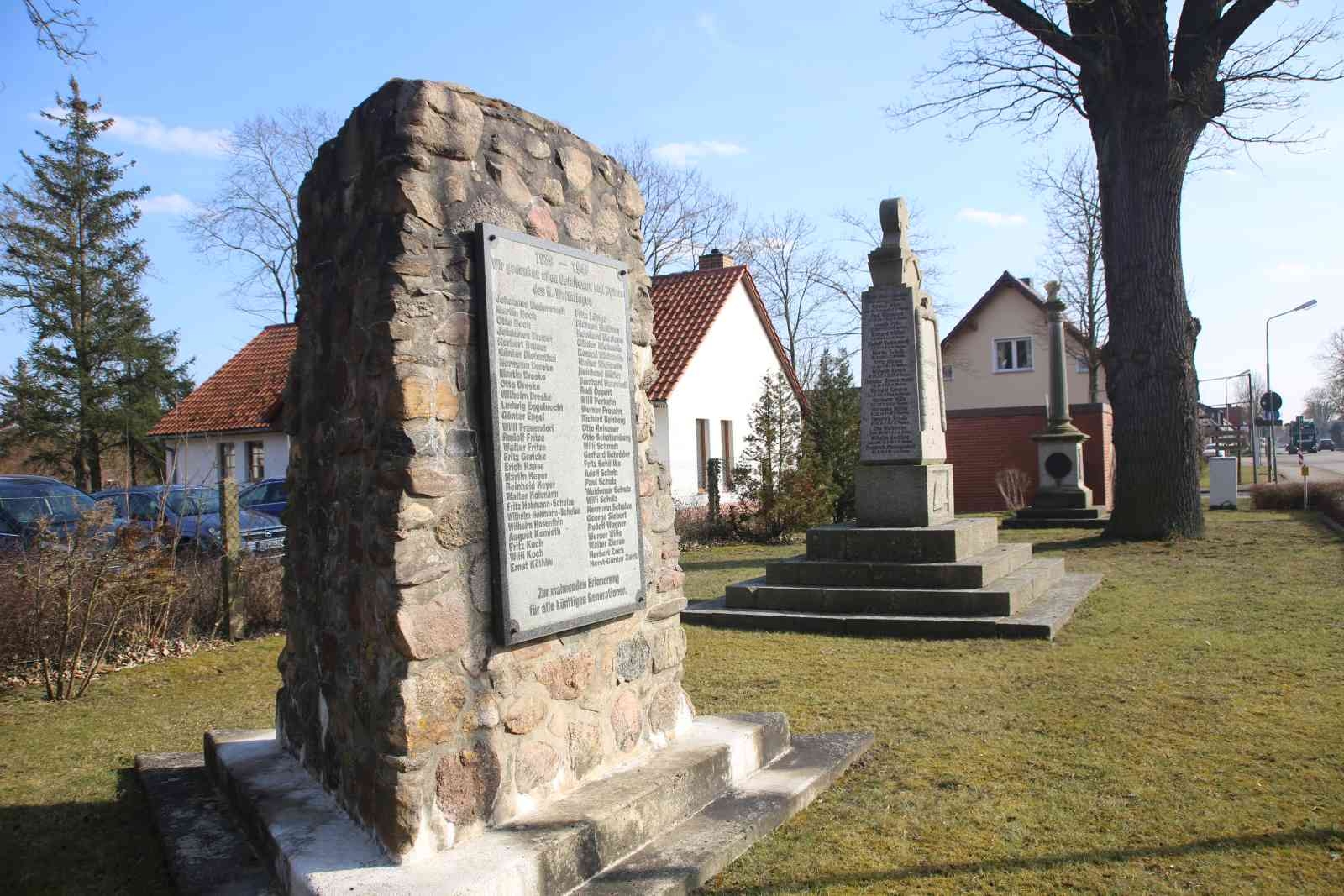 Denkmal 2 WK
