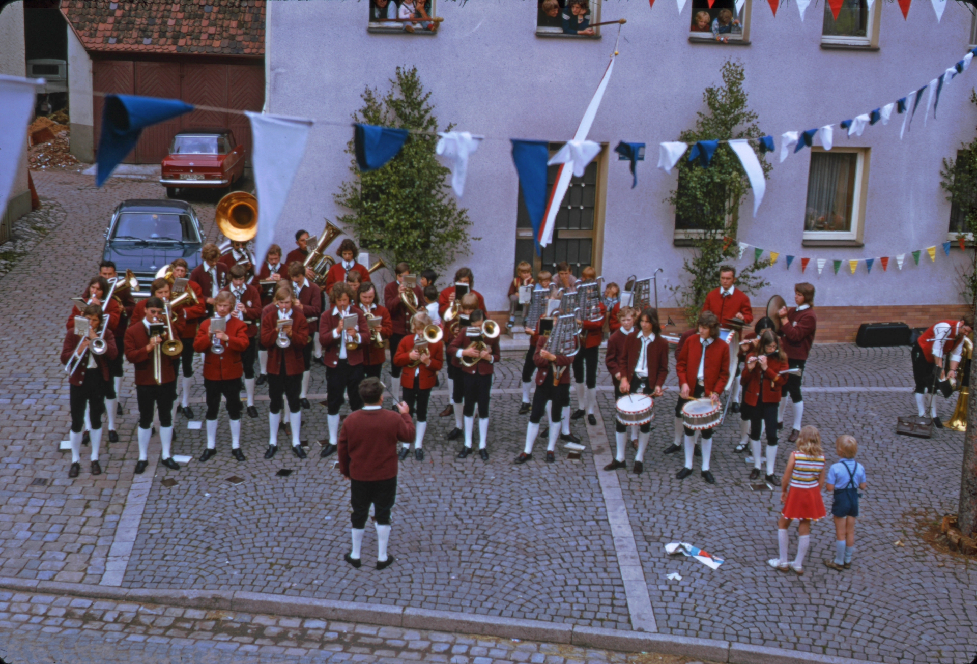 1975 (2)  Standkonzert anläßlich 15-jahriges Jubiläum