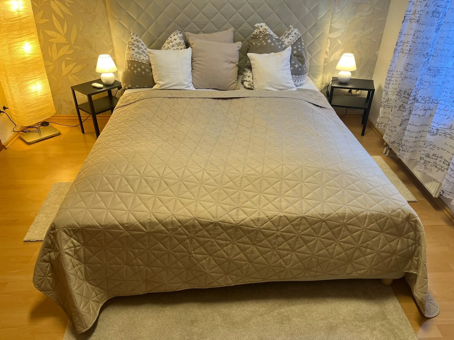 2. Schlafzimmer Kunstgalerie