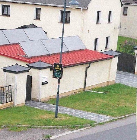 Geschwindigkeitsmesstafel zur Verkehrsberuhigung in Cavertitz neu