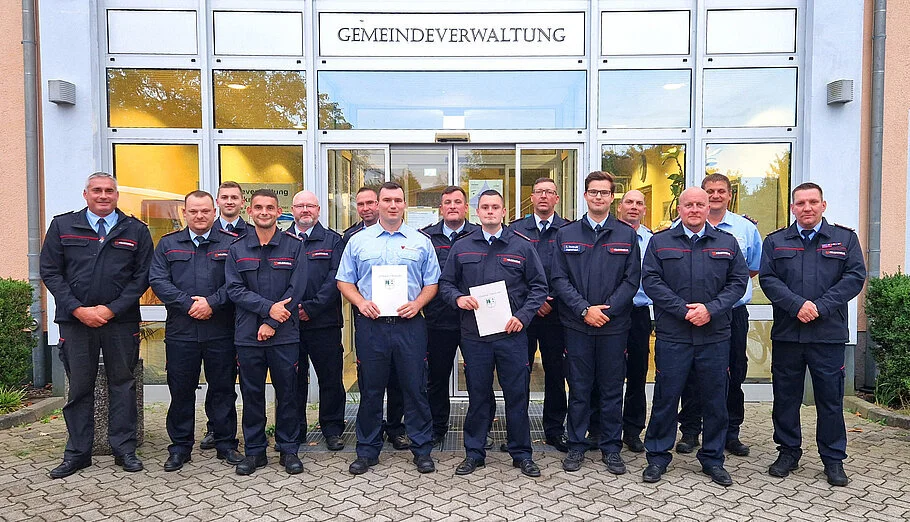 Kameraden der Feuerwehr Oberkrämer