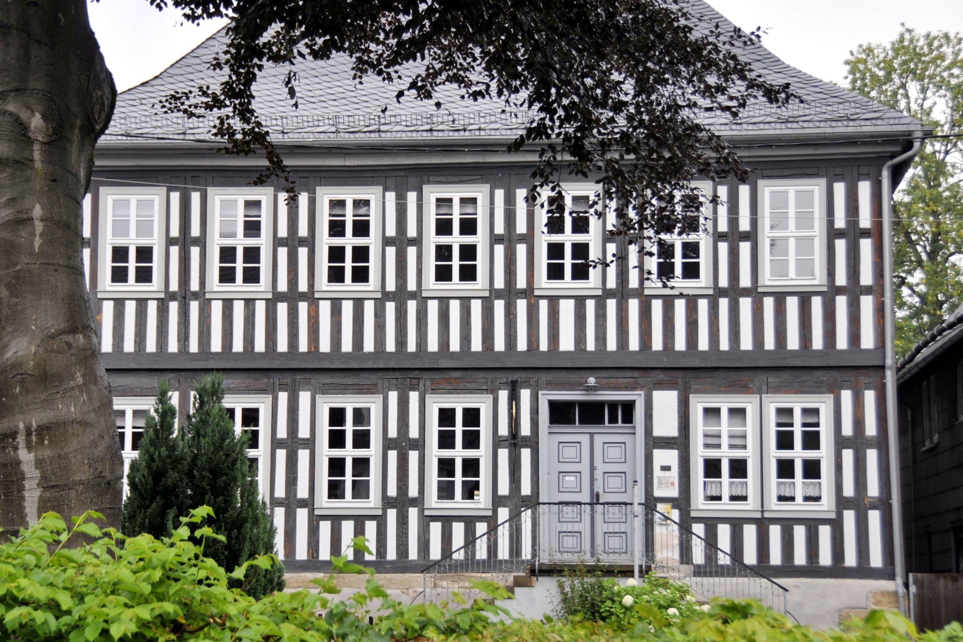Außenansicht der Thüringer Wald- Kreativ Museums
