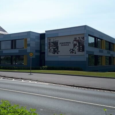 Mittelschule nachher (2)