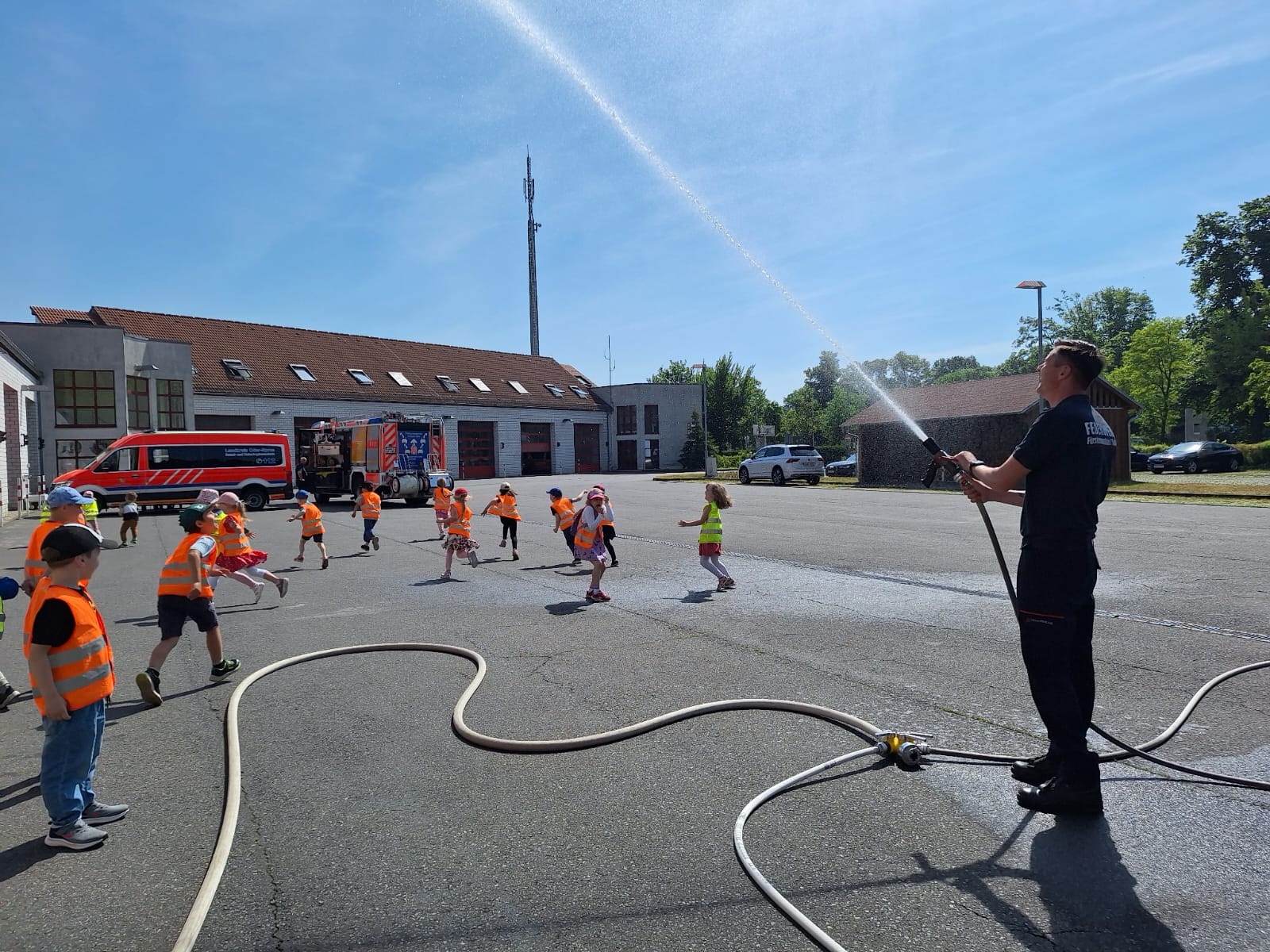 eine kleine Abkühlung bei der Feuerwehr Fürstenwalde