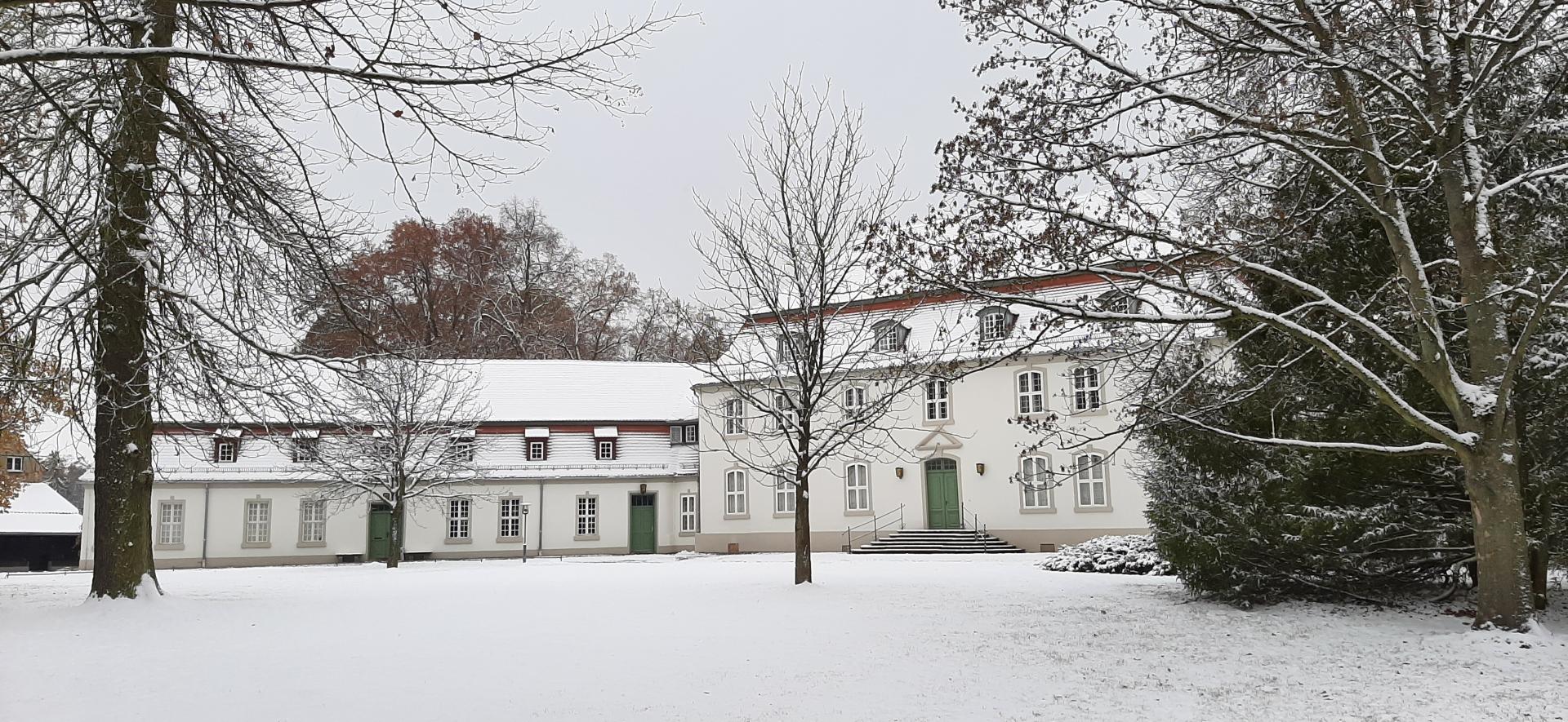 Schloss W, Nov. 2022