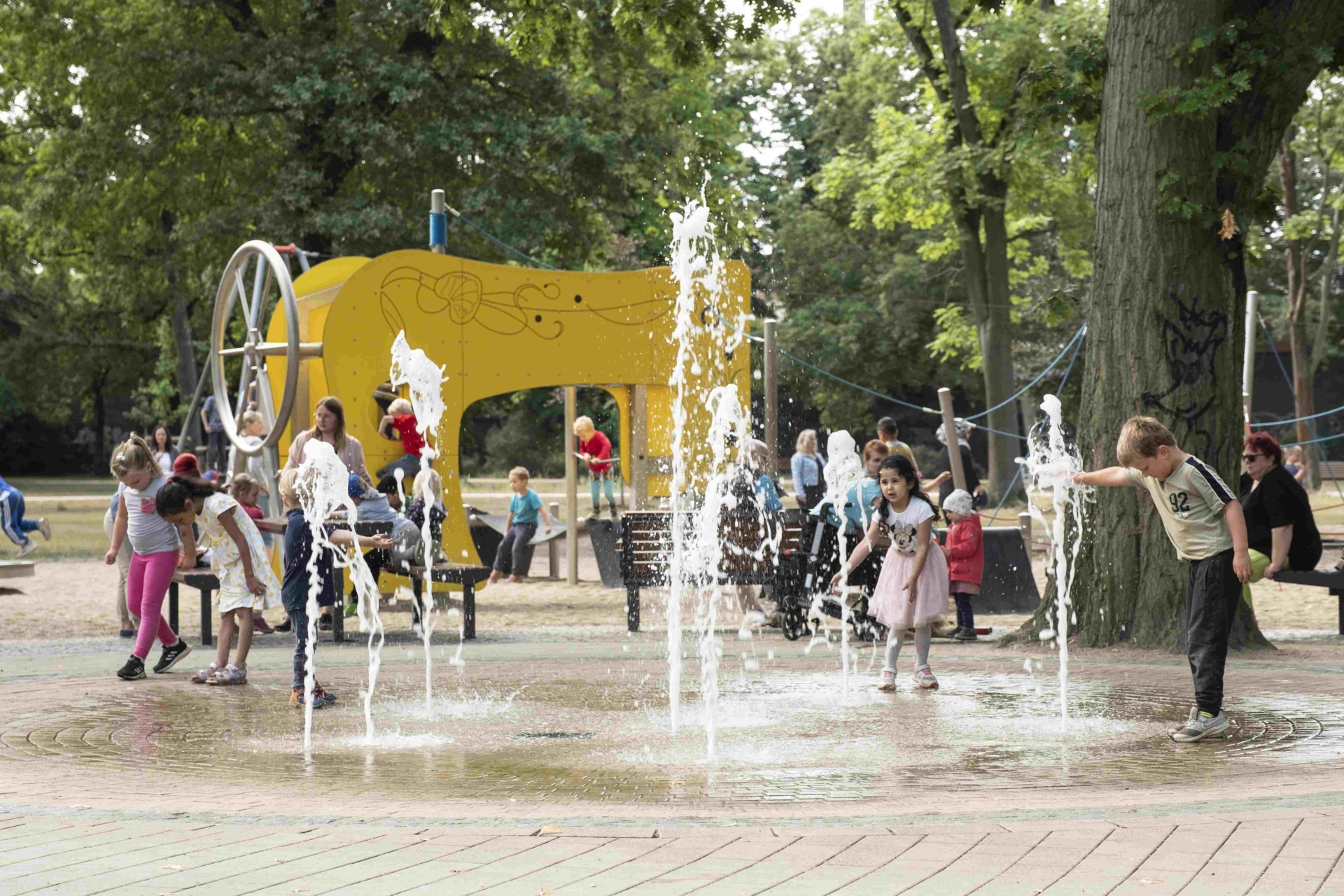 Clara-Zetkin-Park