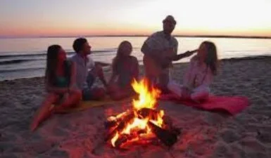 Strandszene mit Gitarre