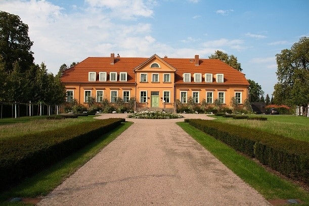 Gutshaus Rogeez