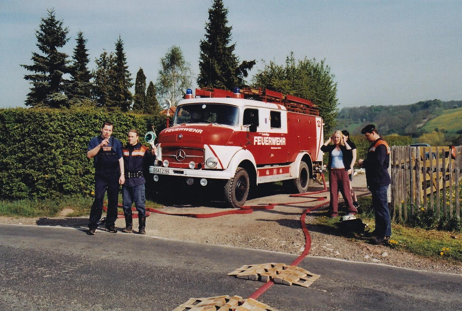 Feuerwehr EttenhasuenNesse - Übung mit dem alten Mercedes