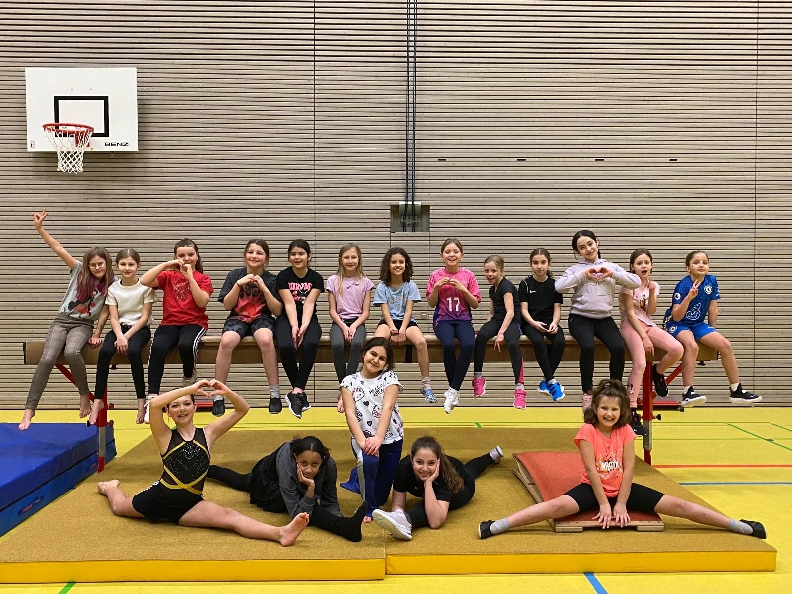 Gruppenbild der Turngruppe 01