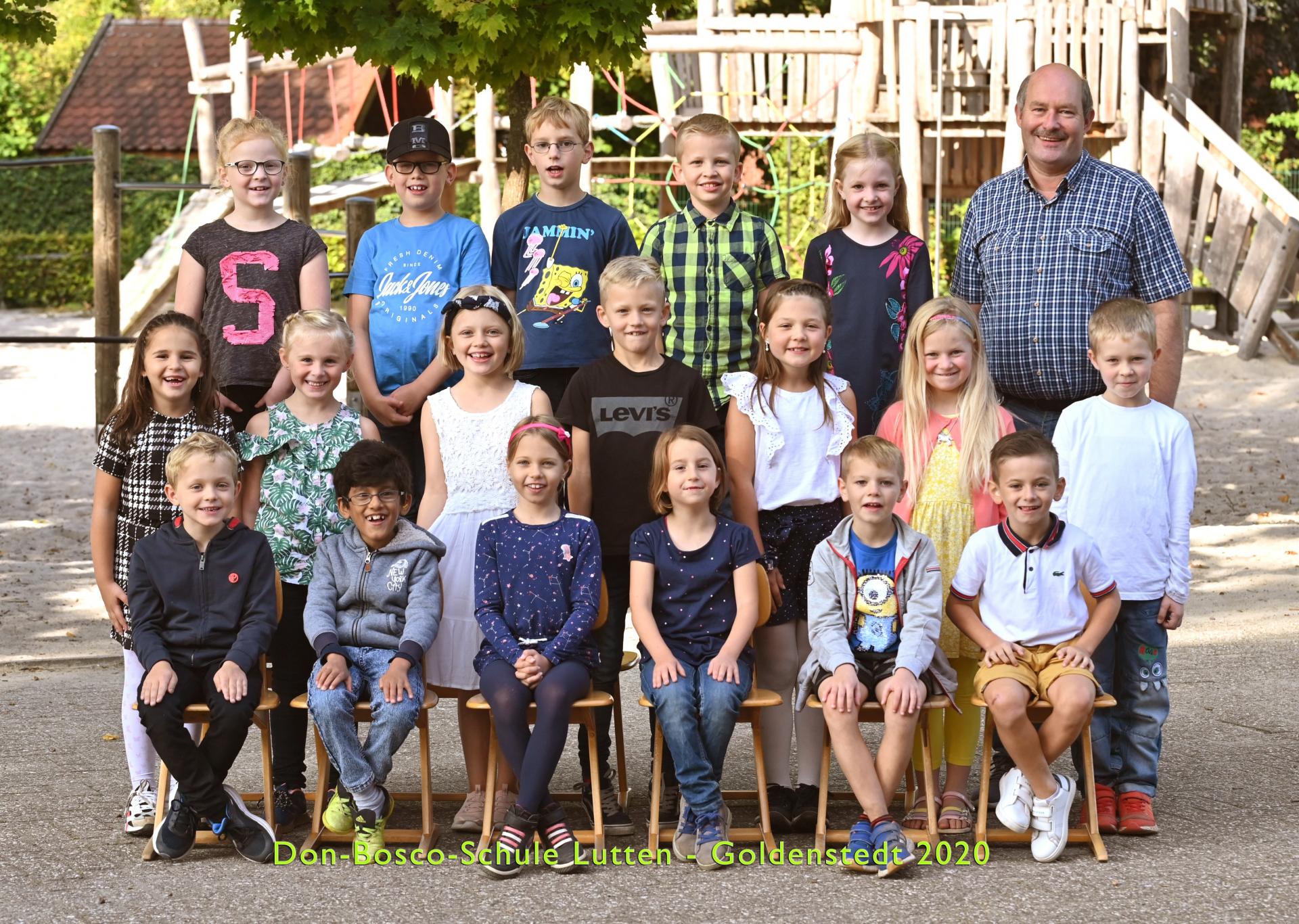 2020/2021 Klasse 2a - Klassenlehrer Herr Averkamp