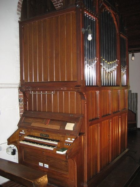 Sauer-Orgel Schildow Seitenansicht