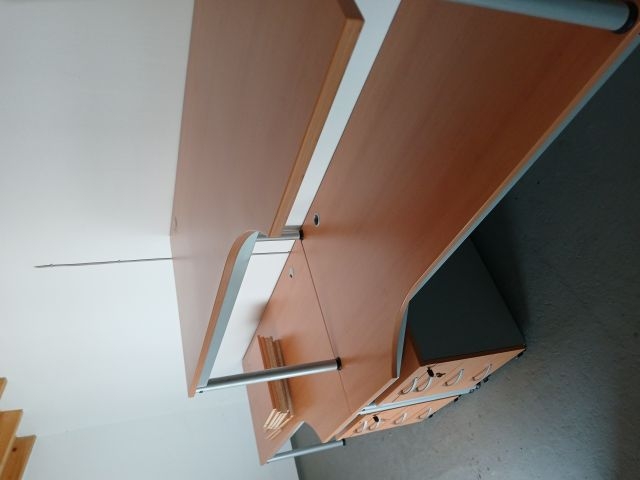 Unsere Tische zum Werkeln und Basteln.