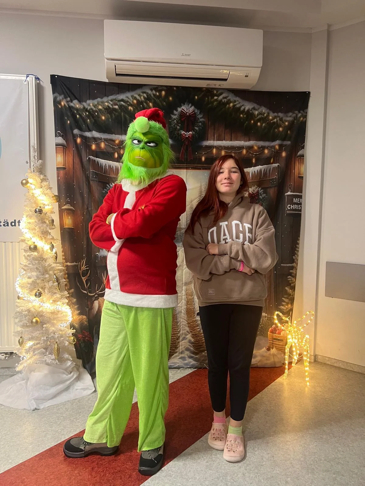 Fotoshooting mit dem Grinch.