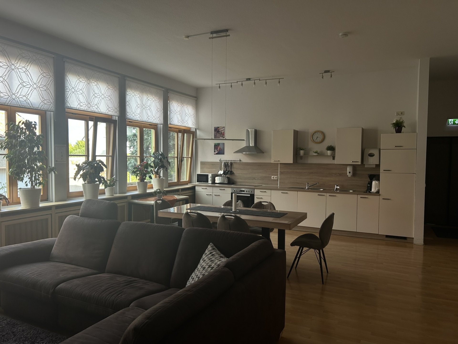 Blick in den Küchenbereich der unteren Etage
