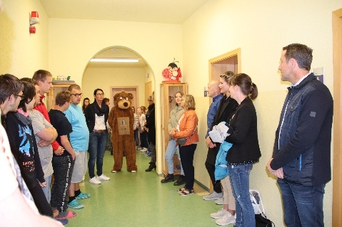 Kindertag am Förderzentrum in Bruchstedt mit einer Spendenübergabe von der Belegschaft des Hufeland Klinikums