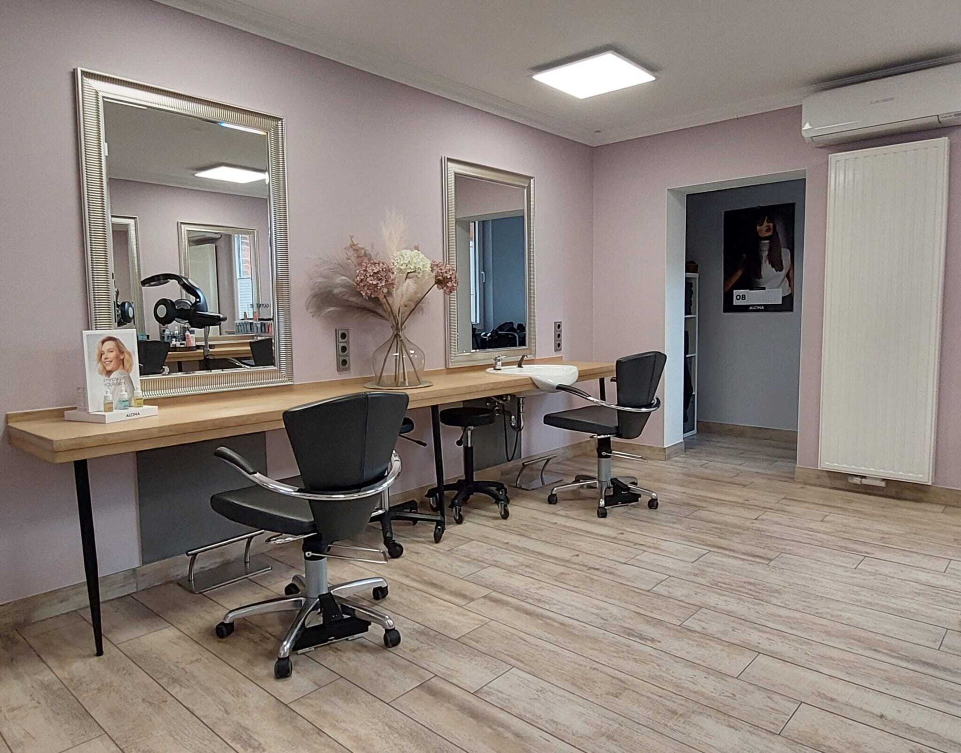 Salon