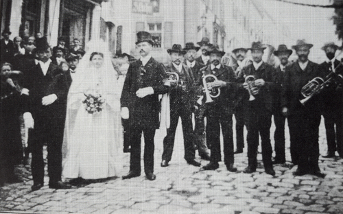 1906 · Brautzug mit Pfingstbraut Marie Dreger