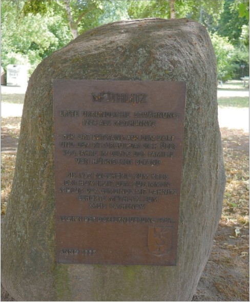 Möthlitz Gedenkstein (c) ffp-texte@gmx.net