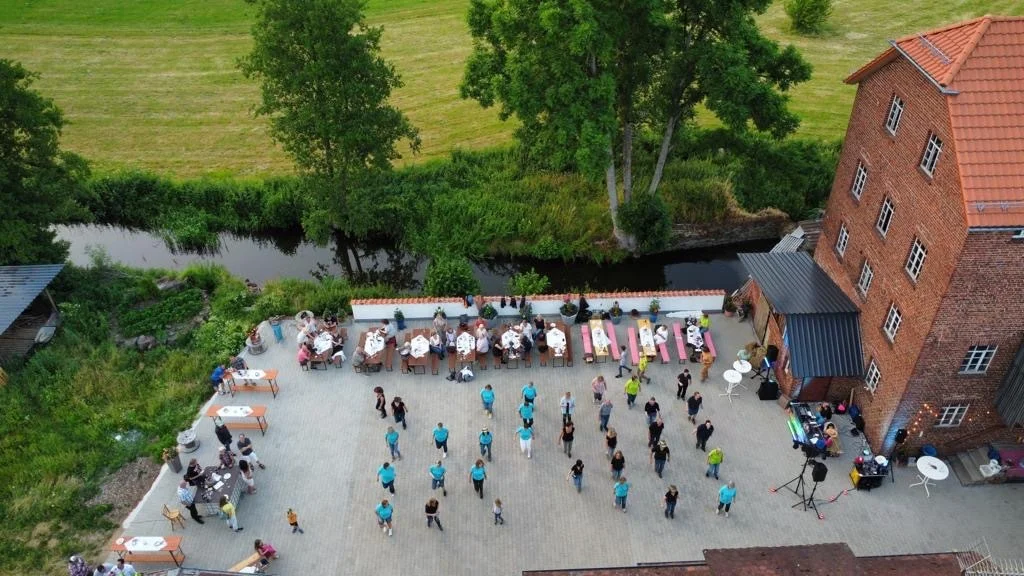 Sommerfest 2023 06c59728-e8ca-4b47-b658-5778081ec9e5