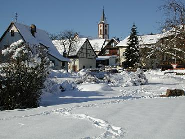 Schönbrunn-Ortsbild im Winter