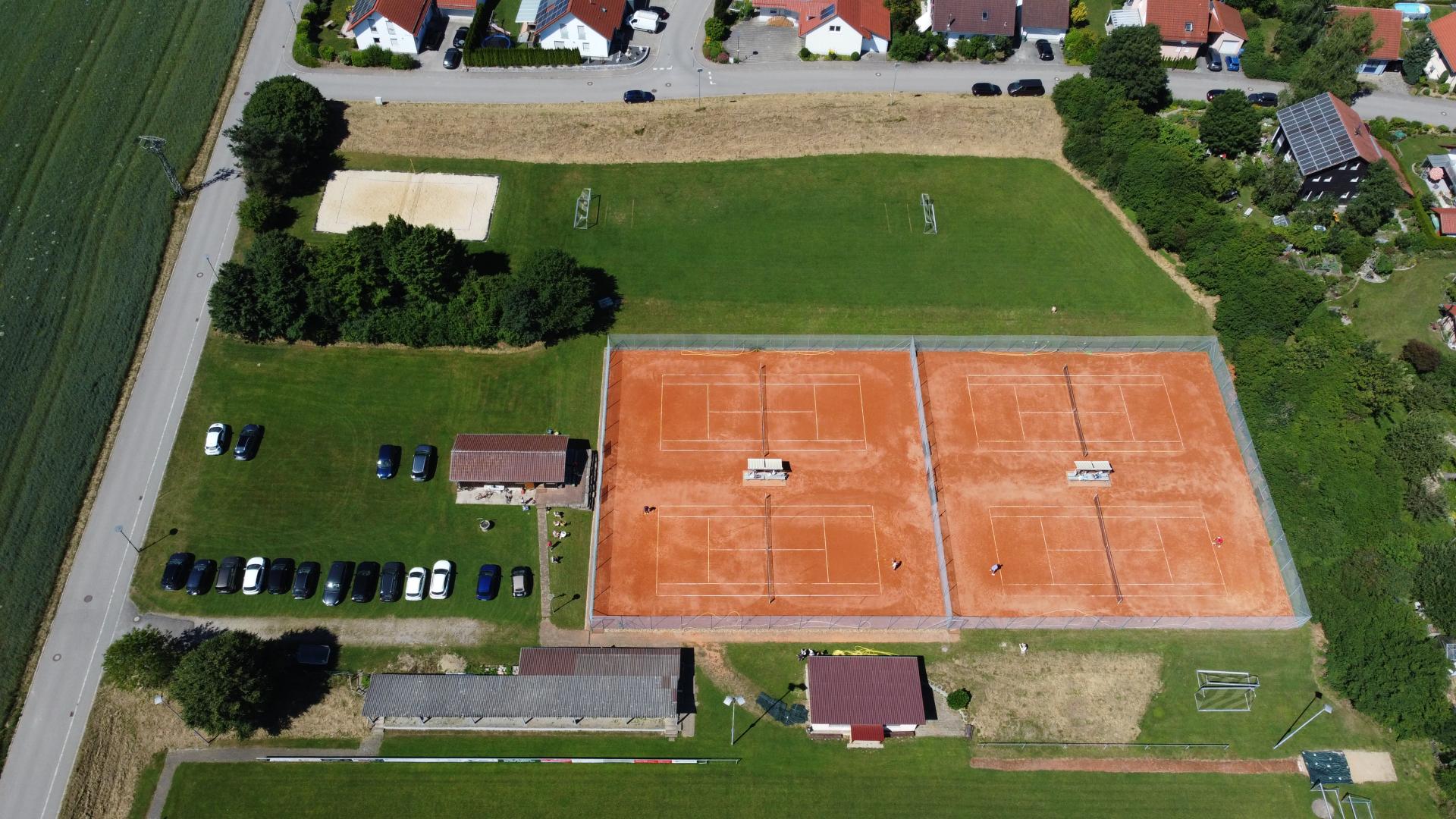 Tennisplatz von oben_Bild 1