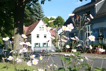 gemeinde-klingenberg-Höckendorf & Edle Krone- Häuser