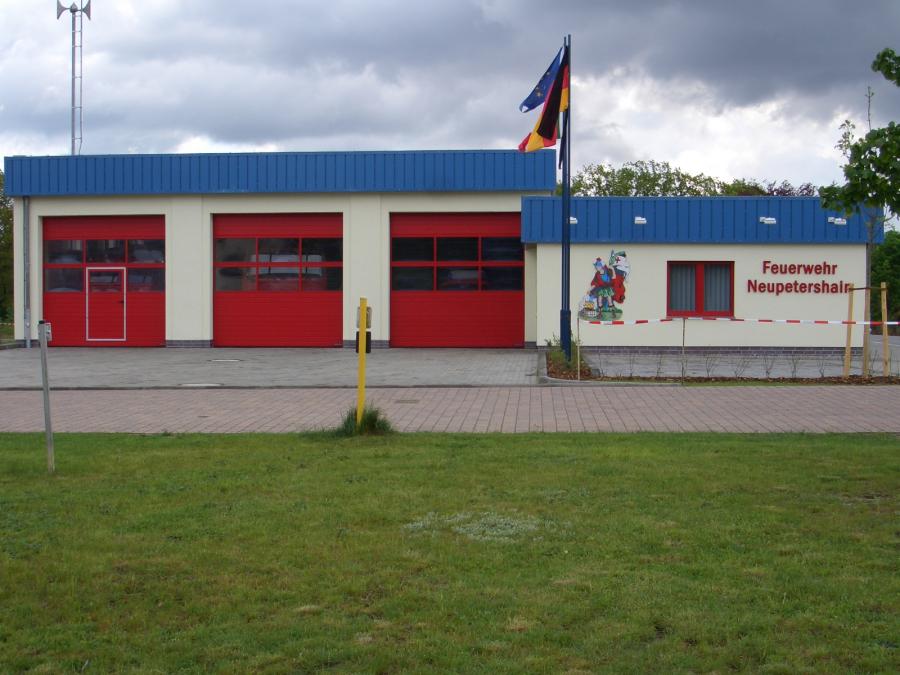 Das Feuerwehrhaus wurde am 16.03.2005 feierlich übergeben.
