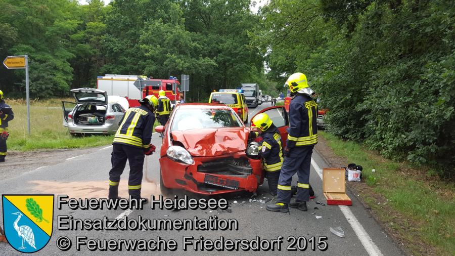 Einsatz 120/2015 VU PKW - PKW Friedersdorf Köpenicker Chaussee 23.07.2015