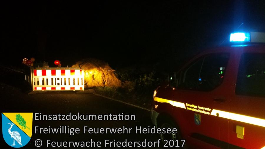 Einsatz 138/2017 | 2m² Loch in Fahrbahn | K6152 OV Gräbendorf - Gussow | 05.10.2017