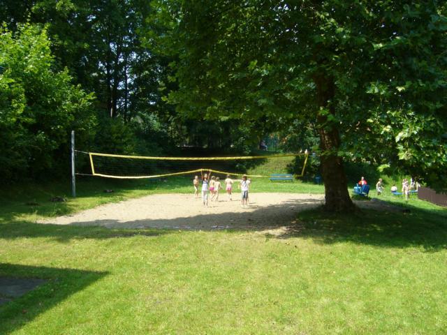 Freibad Volleyballplatz Foto: Besucherinformation Neuzelle