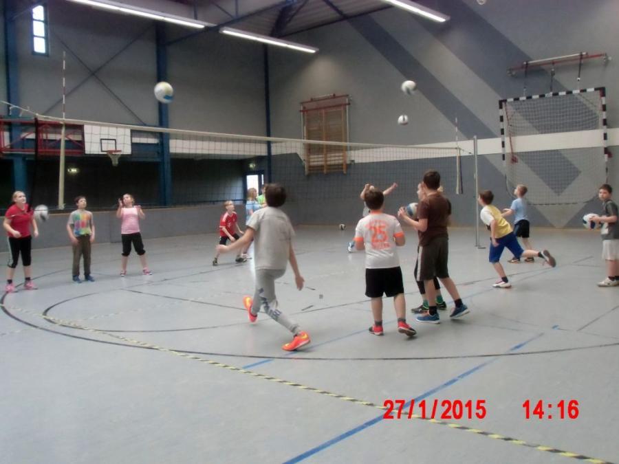 Volleyballgruppe 6