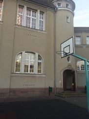 Eingang Sporthalle
