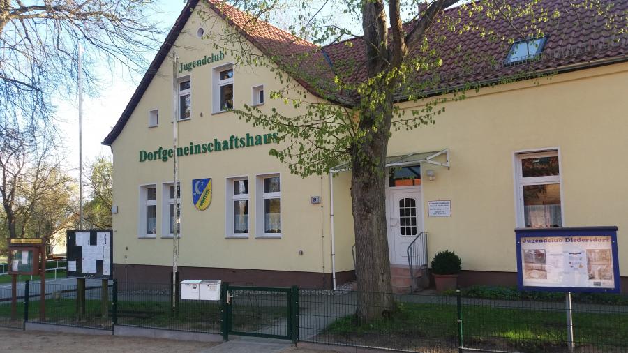 © N. Lamprecht - Dorfgemeinschaftshaus Diedersdorf