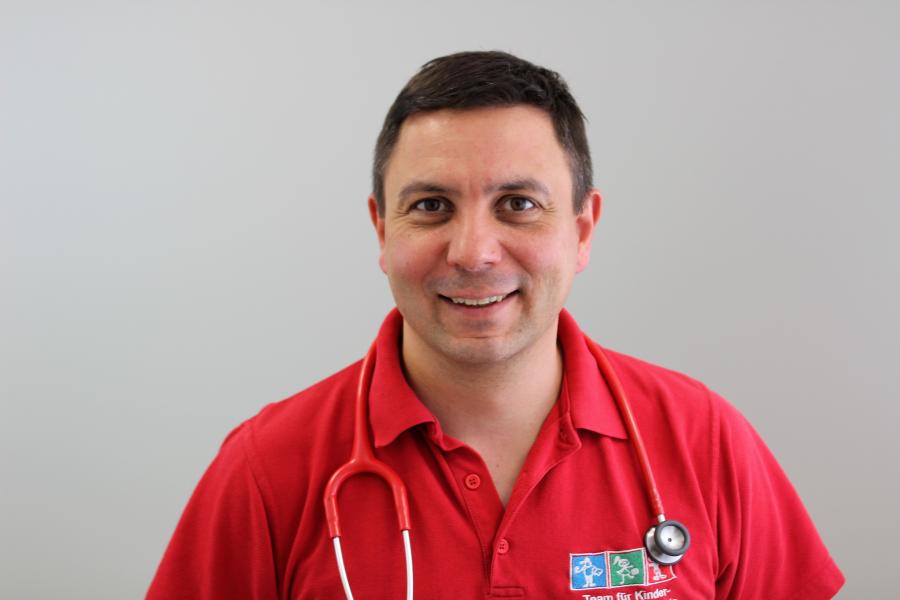 Dr. Cäsar
