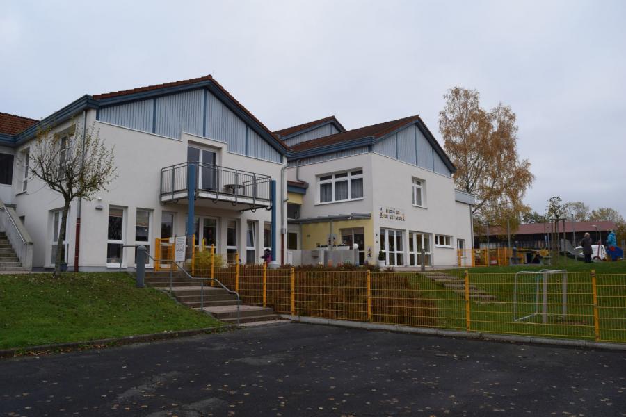 Bürgerhaus Holzhausenmit integrieter Kindertagesstätte