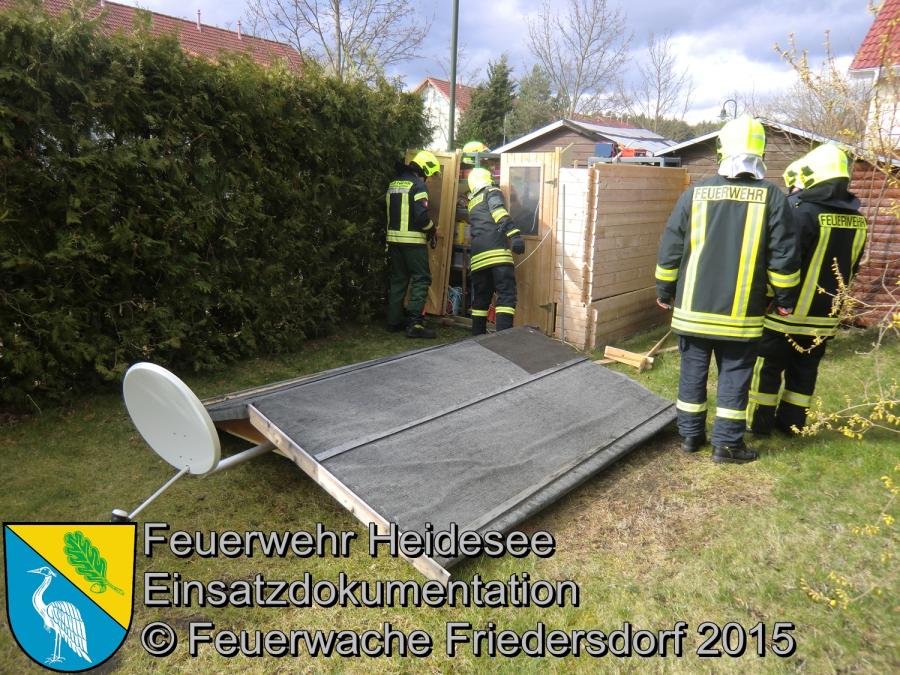 Einsatz 36/2015 Schuppendach in Zaun Friedersdorf Brandenburger Straße 31.03.2015