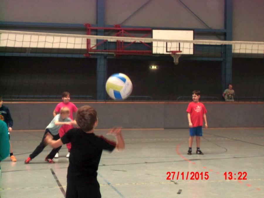 Volleyball 4/5