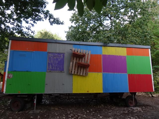 Bauwagen am Spielhaus
