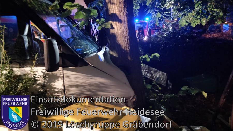 Einsatz 125/2019 | Transporter gegen Baum | Gräbendorf B 246 Prieroser Landstraße | 18.08.2019