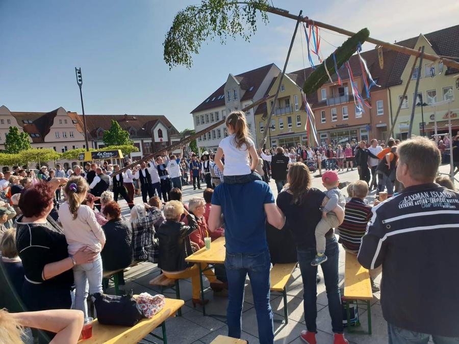 Maibaumstellen 2019 Maibaumstellen 2019