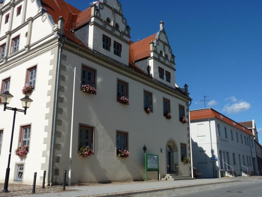 Rathaus Großstraße 6