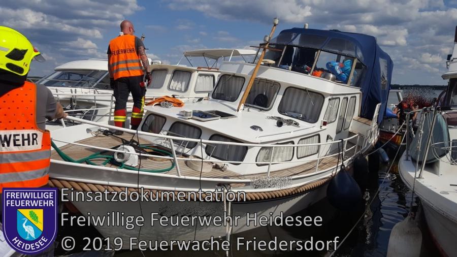 Einsatz 124/2019 | Boot droht zu sinken | Blossin Waldweg | 14.08.2019