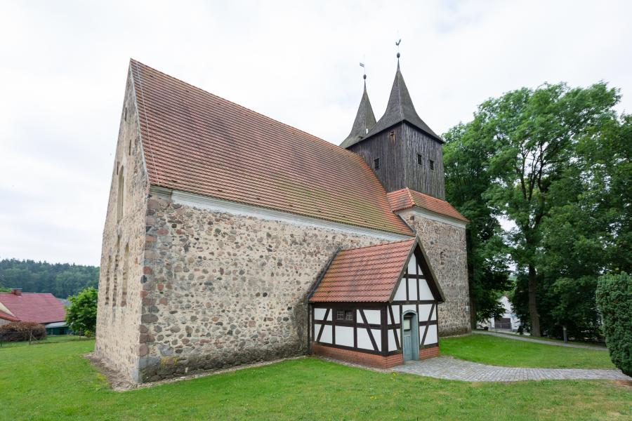 Kirche Möbiskruge, Neuzelle, historisch, Seenland Oder-Spree, Foto: Florian Läufer