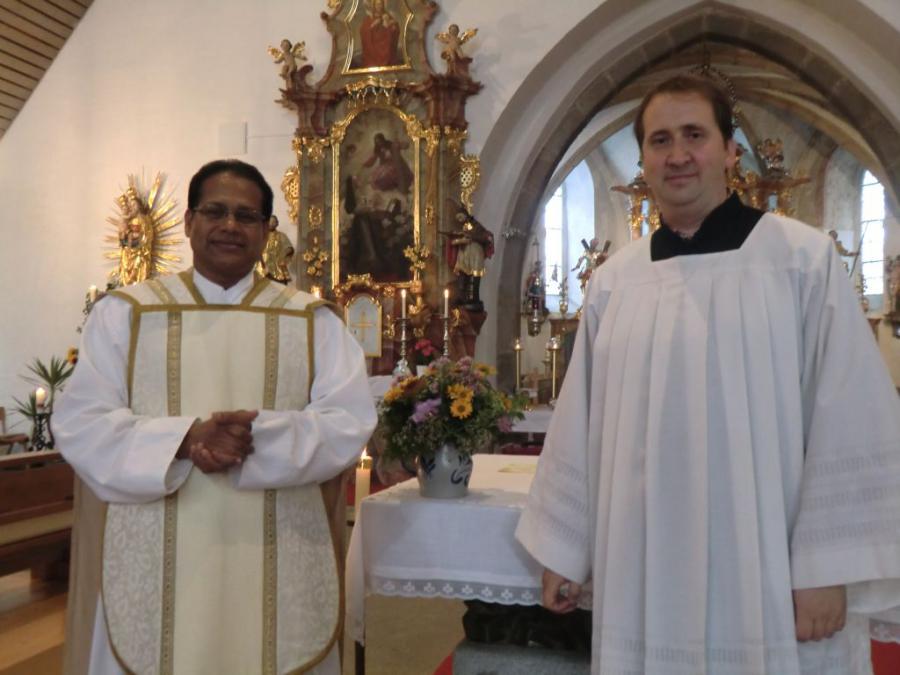 Indischer Priester in Miltach