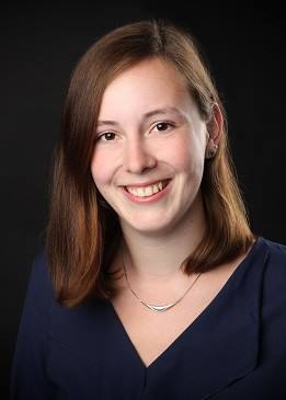 Lara Bergmann lässt sich fick romatisch durchziehen Lara Bergmann lässt sich fick romatisch durchziehen