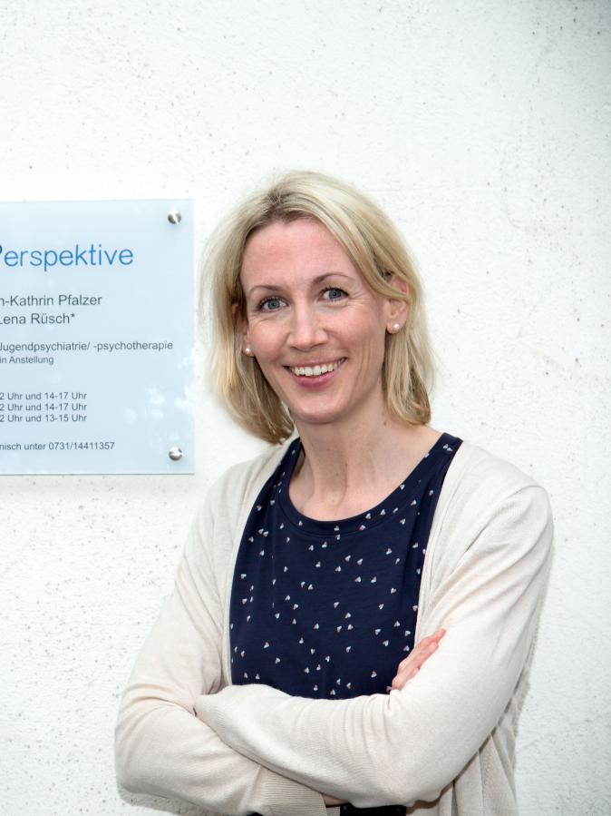 Mehr über Dr. med. Lena Rüsch erfahren