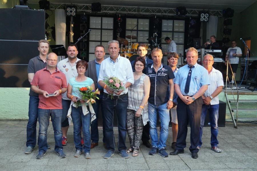 Zum Stadt- und Vereinsfest am 4.6.2016 wurden ausgezeichnet: Stefan Hempel, Angela Hempel und Willi Voß (von links)